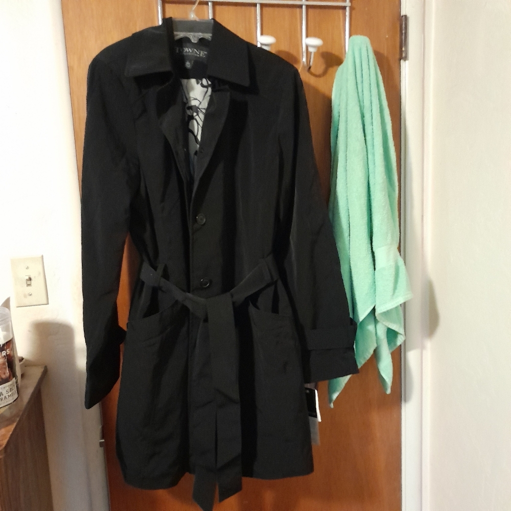 Ladies London Fog Towne Collection Trenchcoat sz Lg NWT